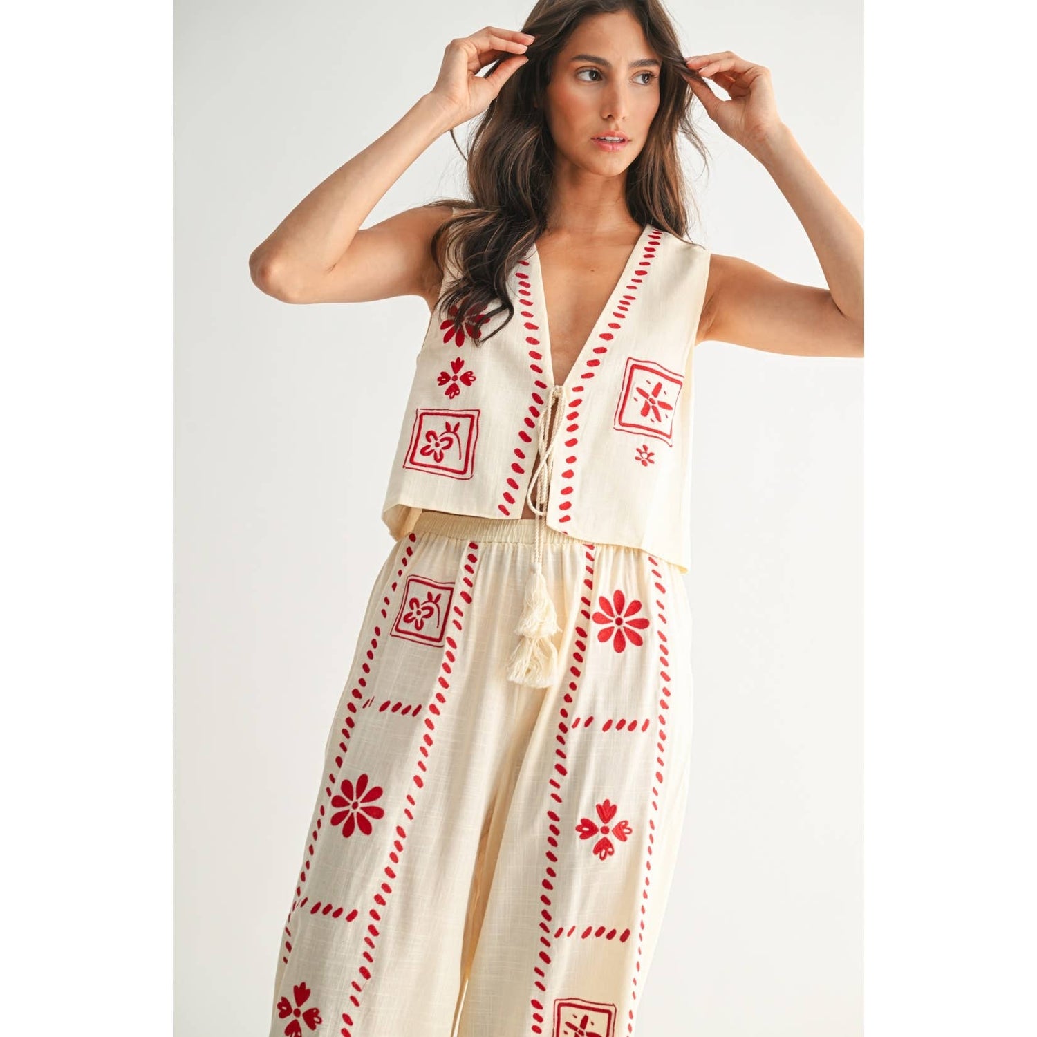 Cream/Red Embroidered Two-Piece Set close up view of embroidery